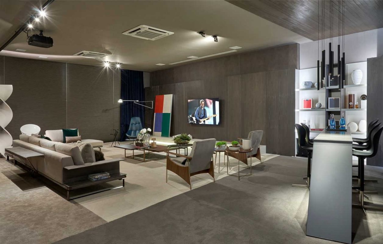 The Contemporary Fusion Decor Of Living Room Interior